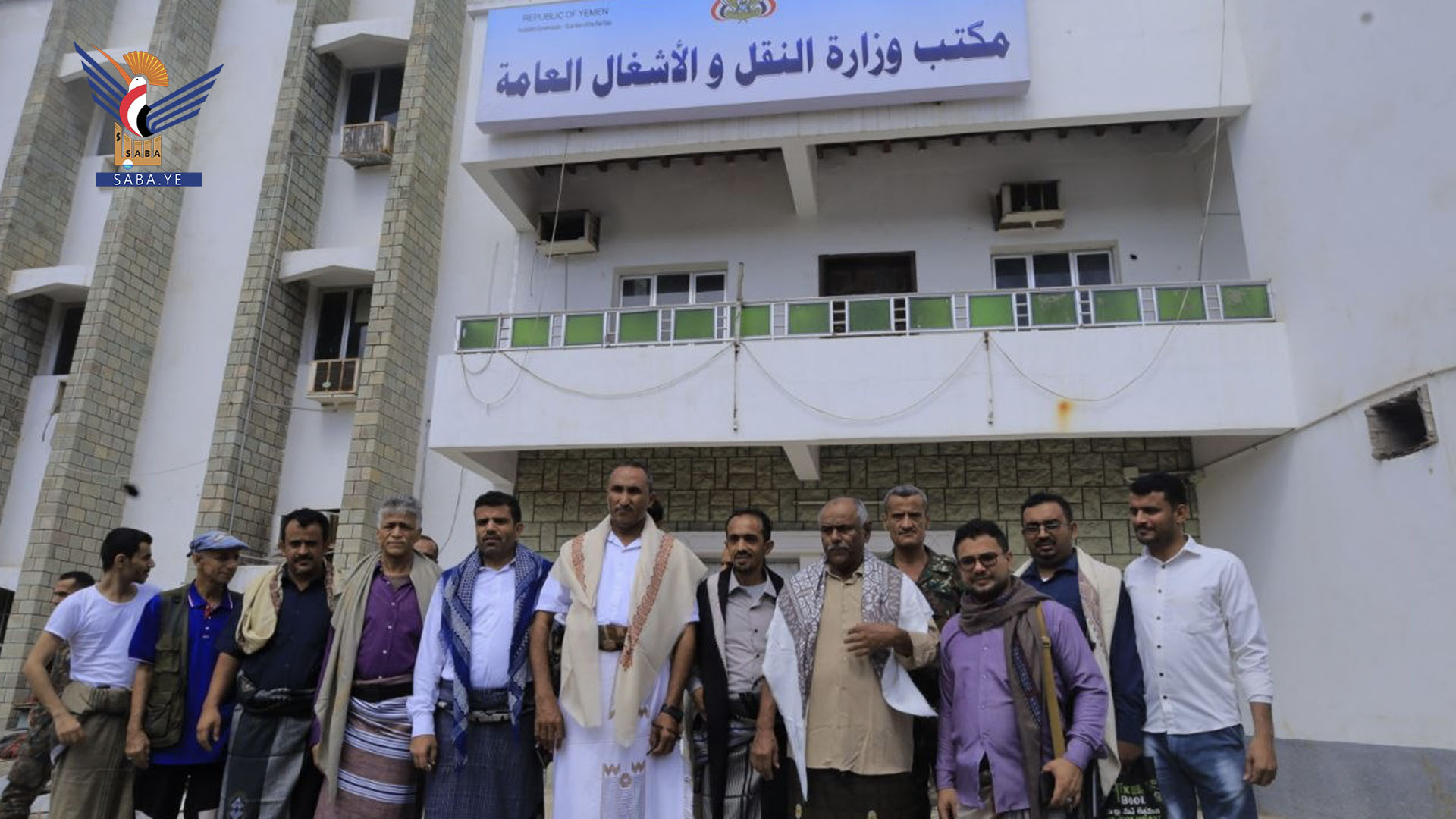 تفقد الانضباط الوظيفي في عدد من المكاتب والإدارات بمحافظة الحديدة عقب إجازة عيد الفطر 