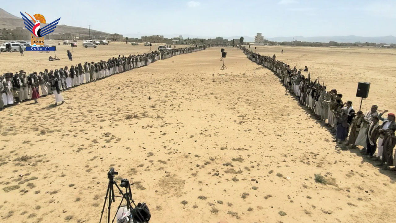 عمران .. وقفة قبلية في جبل عيال يزيد نصرة لغزة وتنديدًا بالجرائم الصهيونية