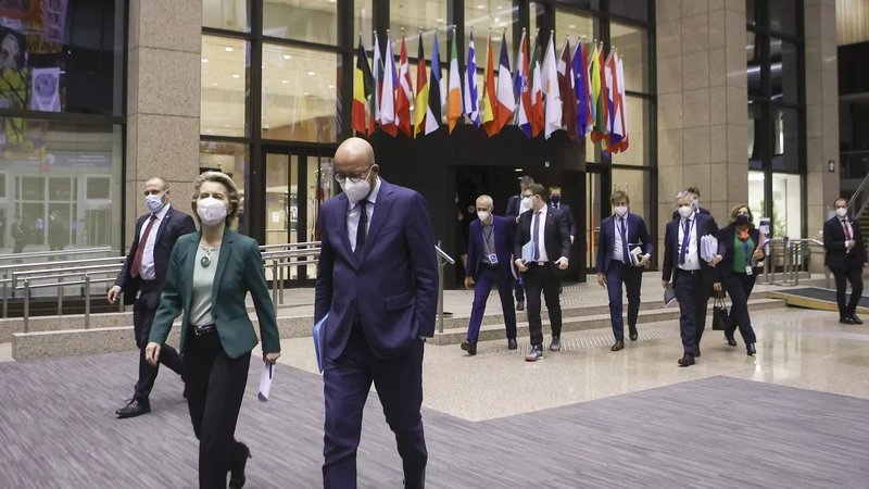 المفوضية الأوروبية تقرر فرض عقوبات جديدة على "إسرائيل"