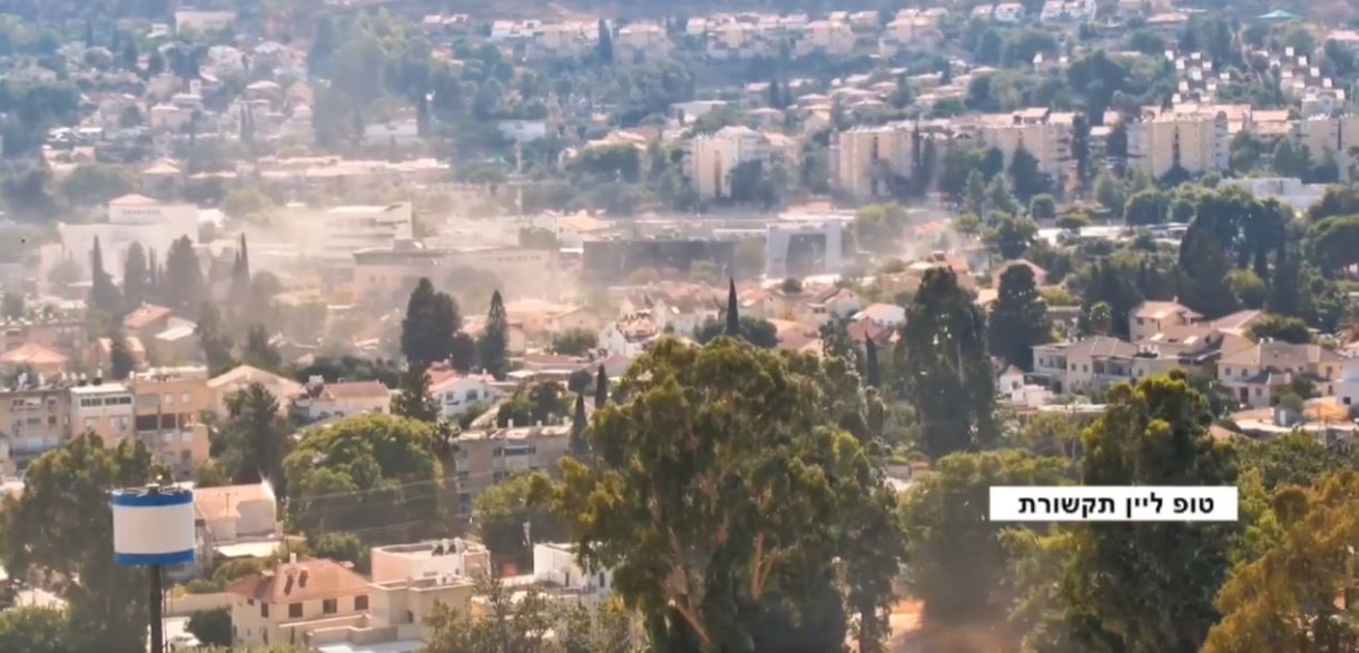 حزب الله يدك "كريات شمونة" بالـ"كاتيوشا".. وإعلام العدو يقر بإصابات مباشرة