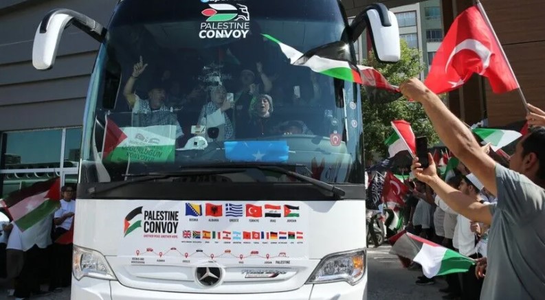 "قافلة فلسطين" تصل إلى ديار بكر التركية في طريقها إلى الأراضي المحتلة