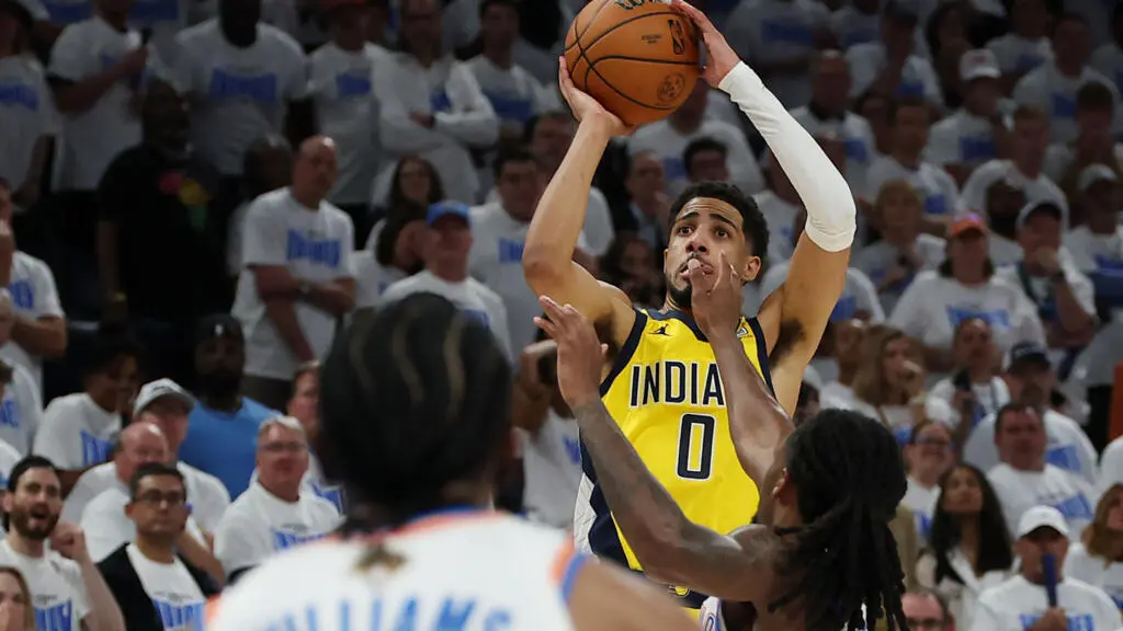 هاليبورتون يصدم ثاندر في الثانية الأخيرة ويمنح بايسرز التقدم ضمن نهائي (أن بي ايه)