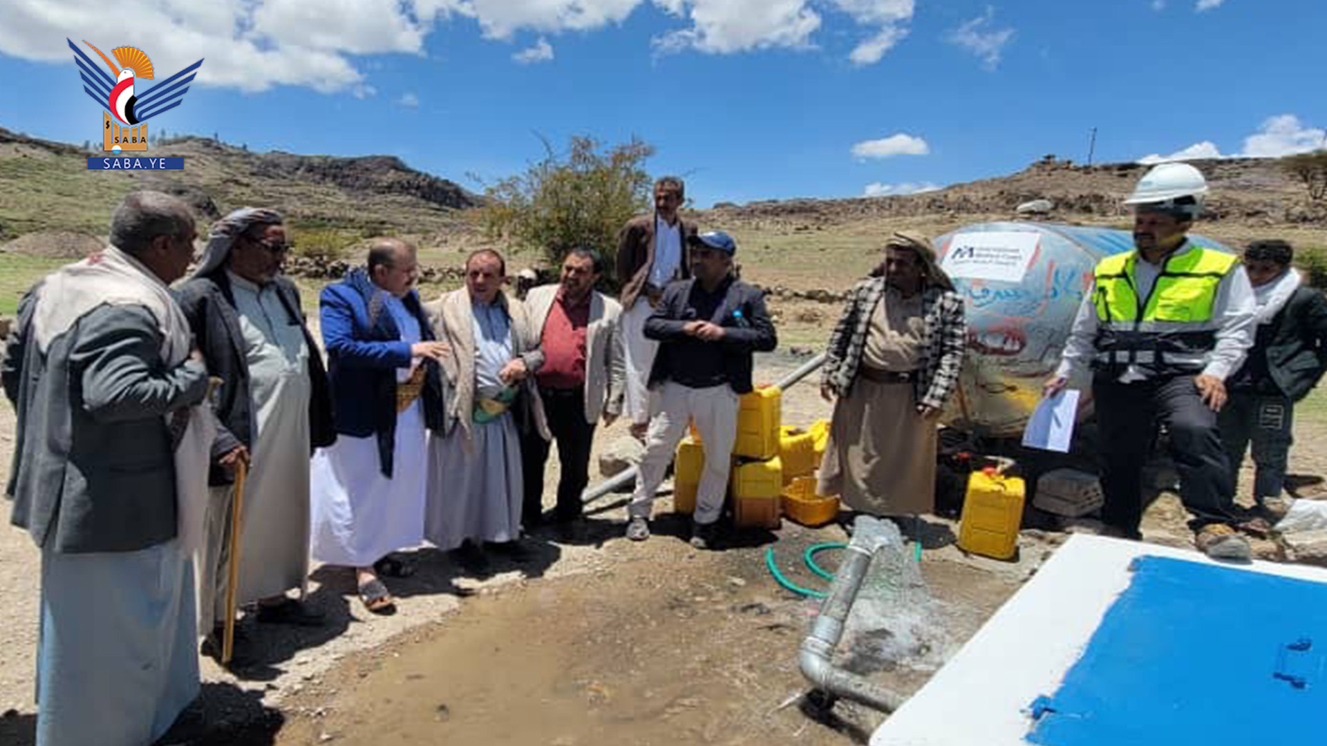 إب.. تسليم مشروع مياه بيت عبسين في يريم للجنة المجتمعية