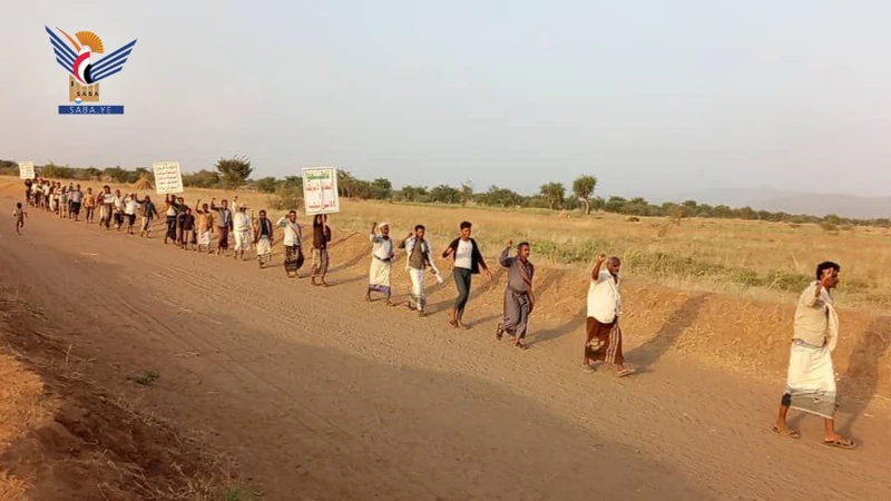 مسيرات لخريجي دورات "طوفان الأقصى" في عدد من مديريات الحديدة