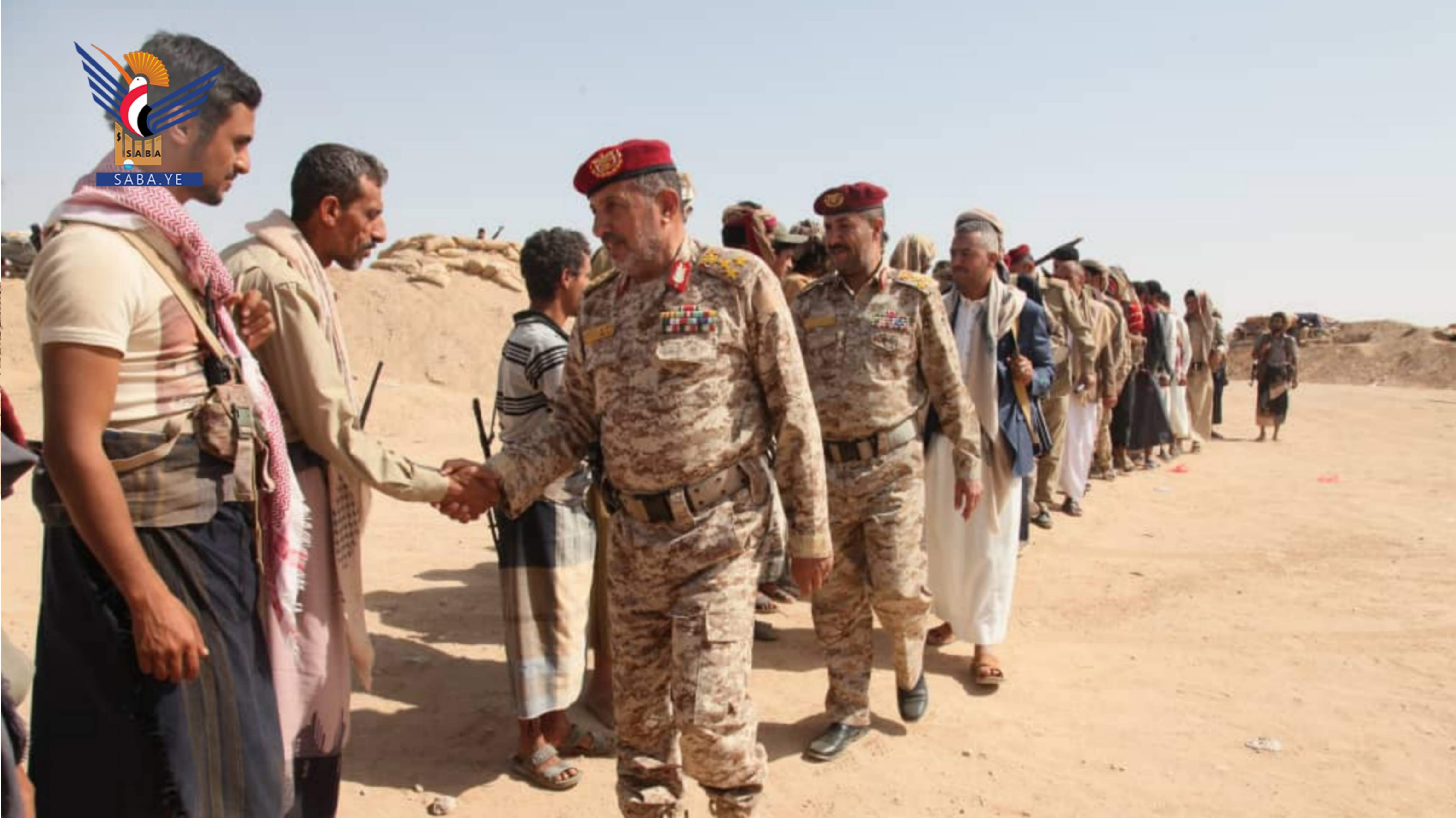  تفقد المرابطين في جبهة المزاريق بمحافظة الجوف