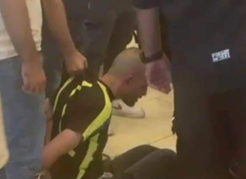 إصابة مستوطنَين صهيونيَين في عملية طعن بطولية لشاب فلسطيني بالقدس المحتلة