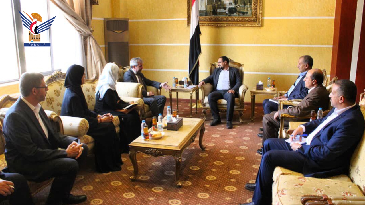 وكيل وزارة الخارجية يبحث مع المدير الإقليمي للصليب الأحمر التعاون المشترك