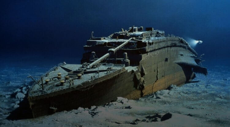 أين انتهى المطاف بالجبل الجليدي الذي أغرق "تيتانيك"؟