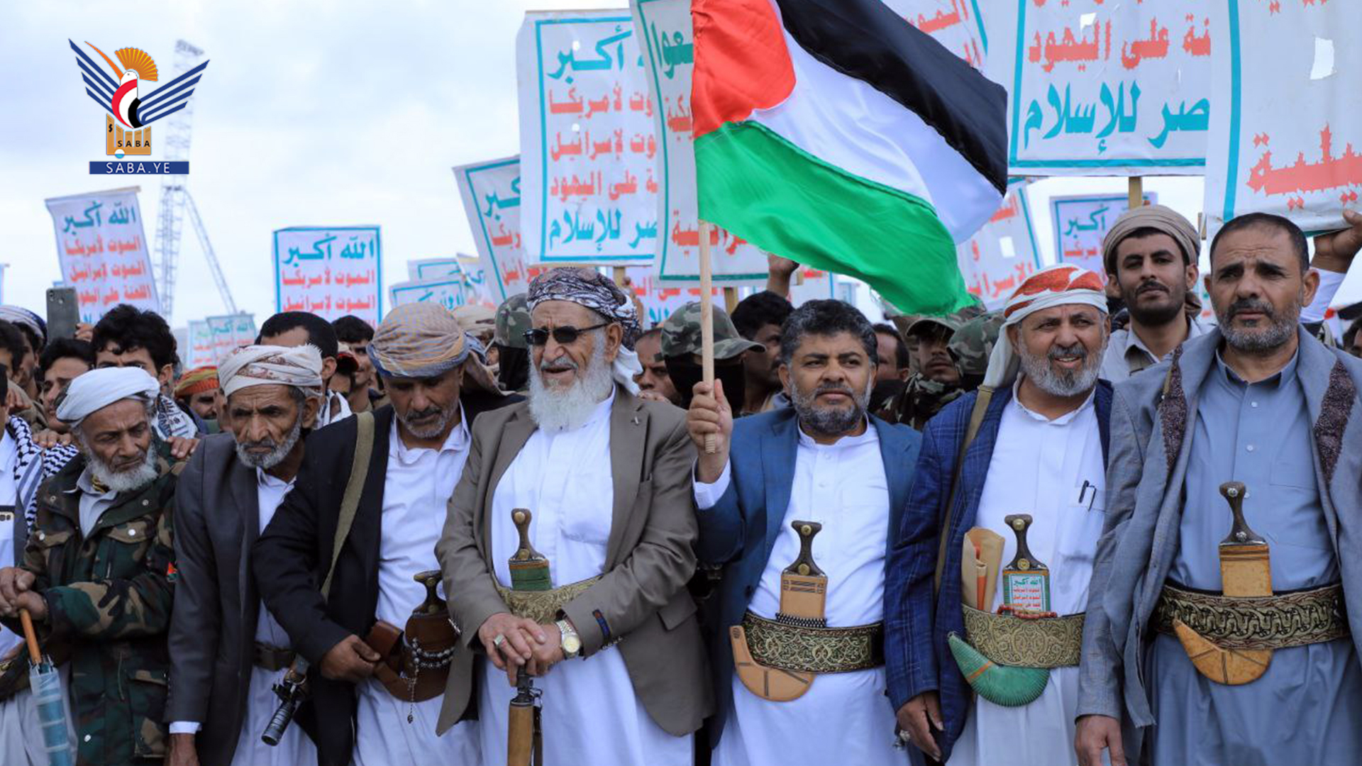   أبناء صعدة يحتشدون في 21 ساحة في مسيرات "التصعيد بالتصعيد .. مع غزة حتى النصر"