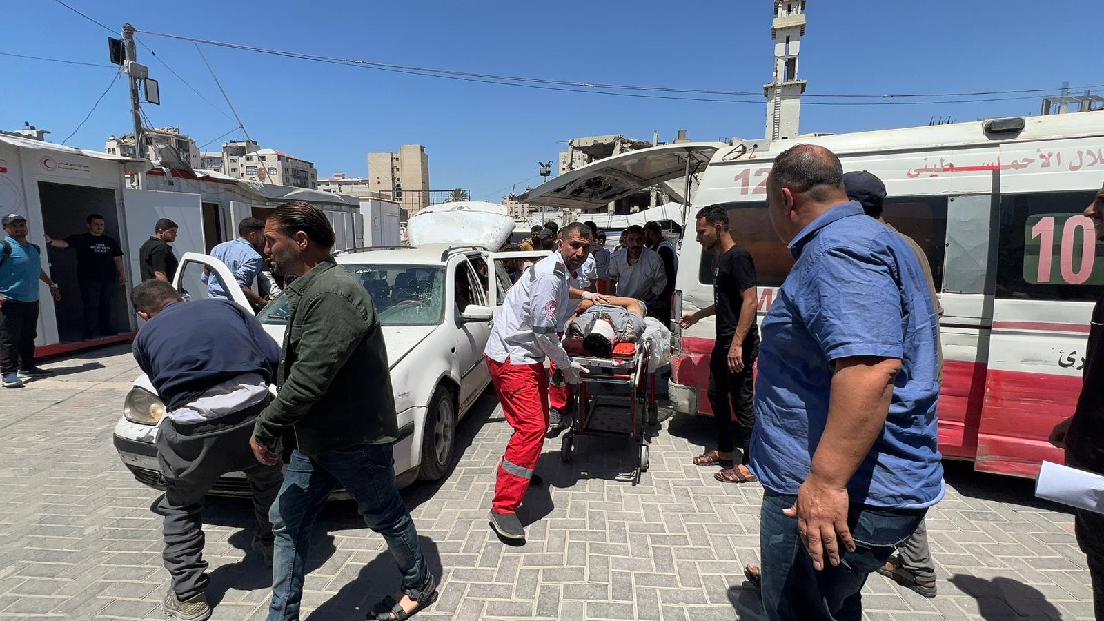 داخلية غزة: استشهاد خمسة ضباط وجرح آخرين في قصف العدو الإسرائيلي موقعاً للشرطة