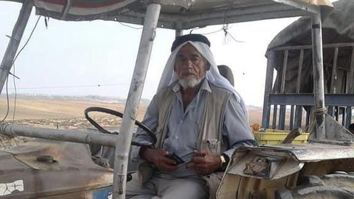 إصابة مسن فلسطيني في هجوم لمستوطنين صهاينة جنوب الخليل