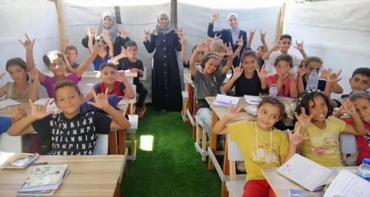 العدوان الصهيوني المستمر على غزة يهدد 35 ألف طفل وبالغ في غزة بفقدان السمع