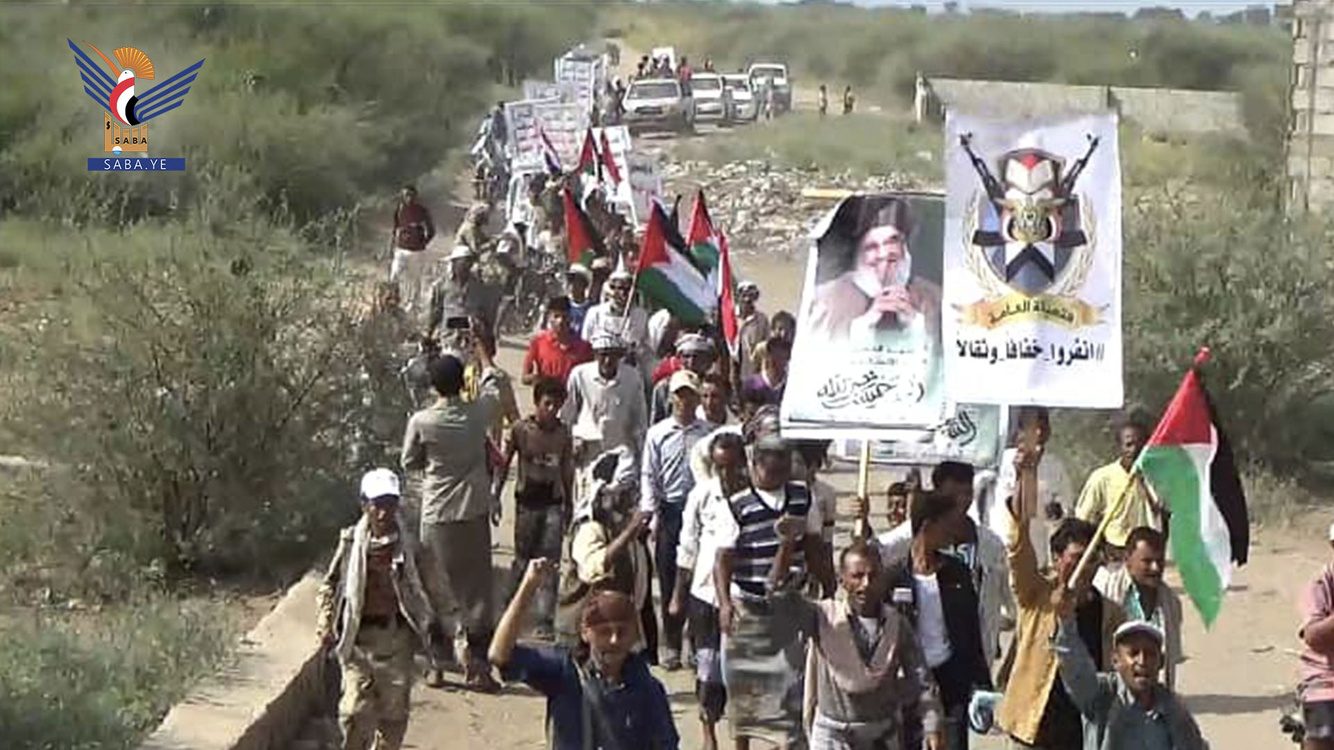 مسير لخريجي دورات التعبئة ووقفة لقبائل الحشابرة في الزيدية