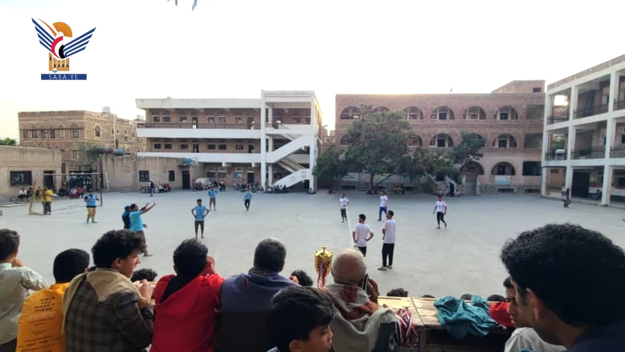 اختتام بطولة المولد النبوي لكرة القدم في مديرية صنعاء القيمة