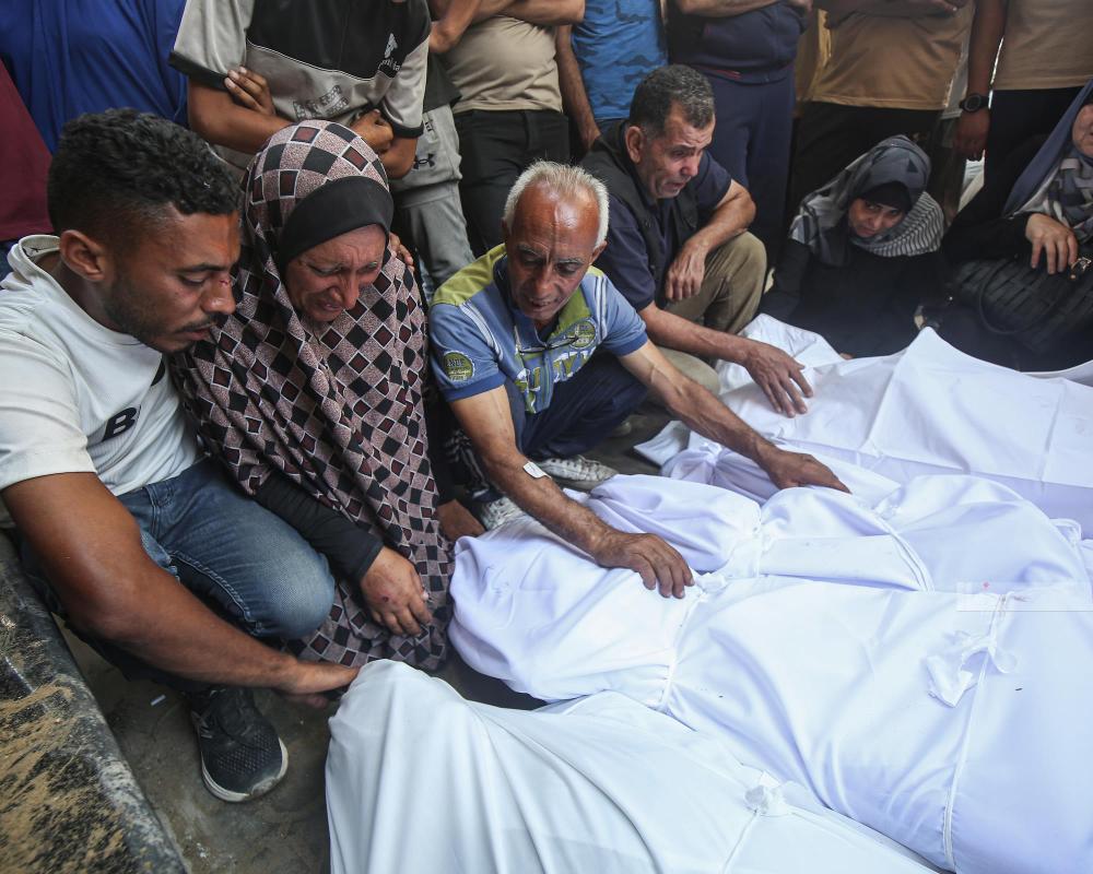 الصليب الأحمر يدعو إلى التحرك العاجل لوقف المعاناة المتفاقمة في قطاع غزة