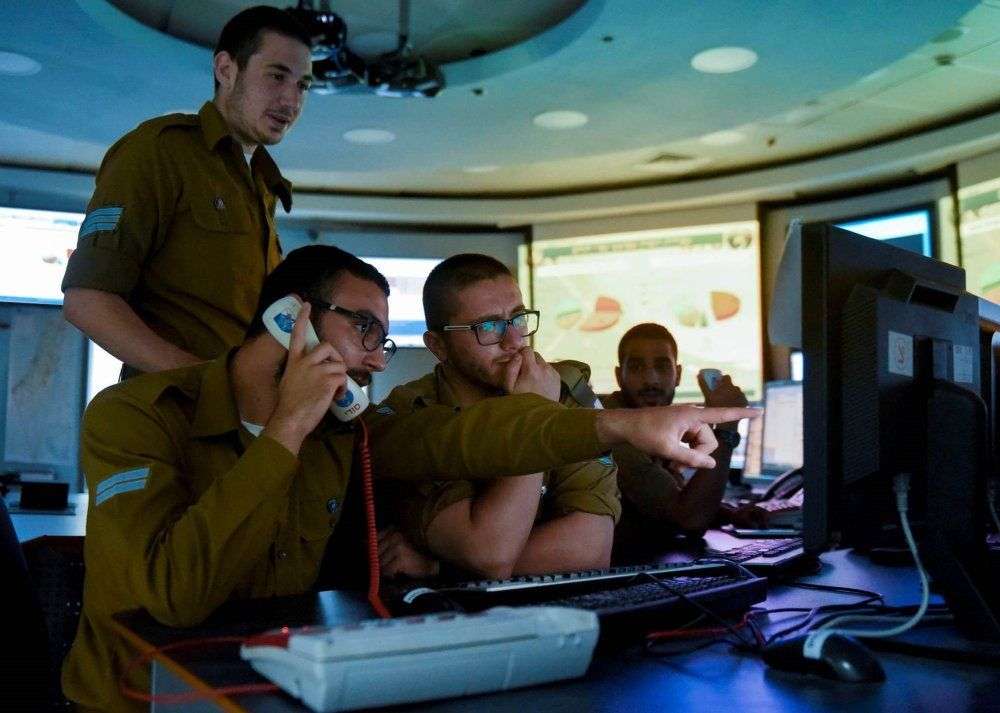 "الأورومتوسطي”: "إسرائيل" تبتز عائلات غزة وتقتل من يرفضون التعاون معها