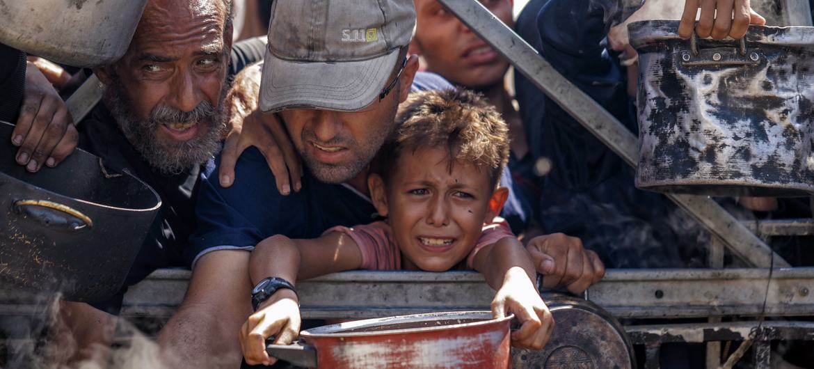 الأمم المتحدة: الجوع الشديد ينتشر في كل مكان بغزة وفيديو "توبيخ" البرغوثي غير مقبول