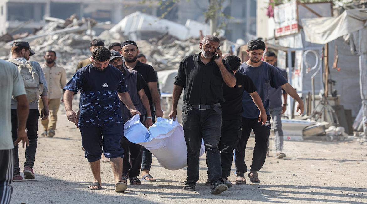 استشهاد أم فلسطينية وطفلها ورجل وزوجته ونجلهما في قصف العدو الإسرائيلي عبسان الكبيرة ومواصي خان يونس