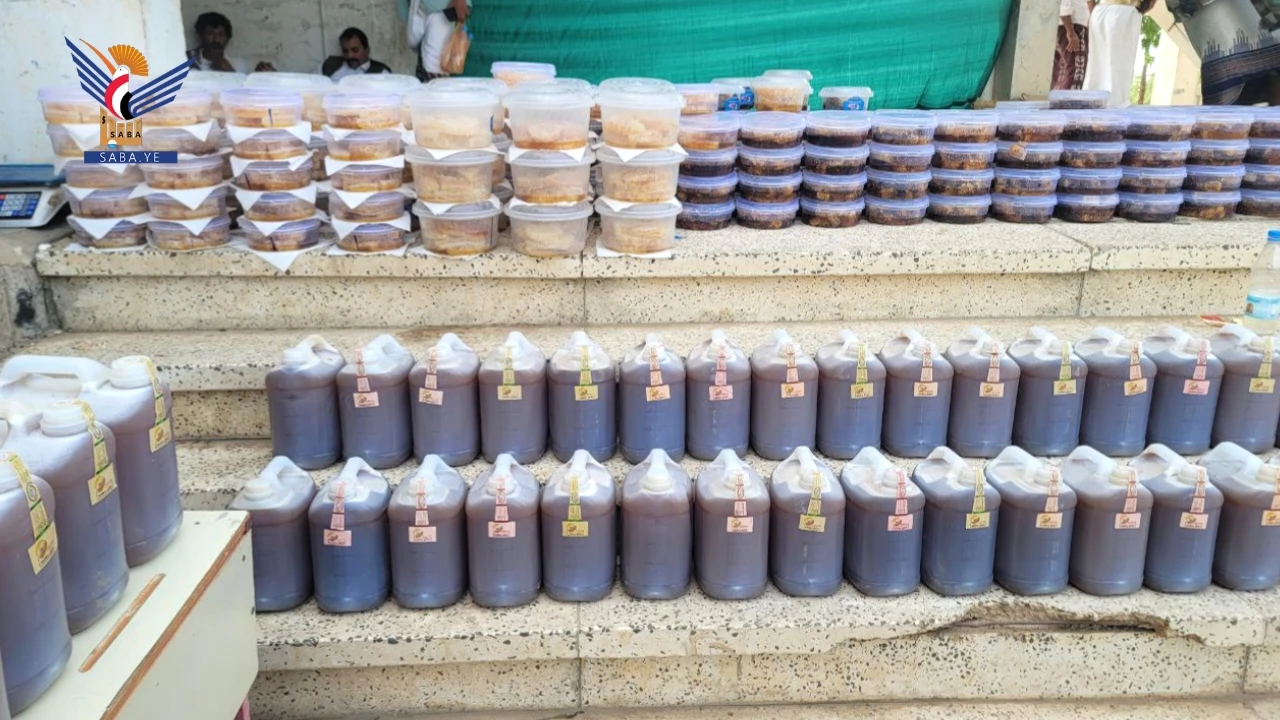 تدشين السوق الموسمي الثاني للعسل الدوائي في مديرية بني قيس بحجة