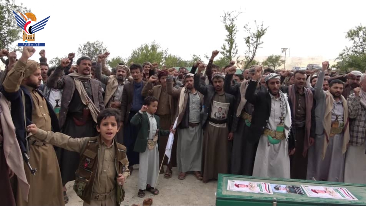 تشييع جثمان الشهيد يحيى البشيري في الحيمة الداخلية