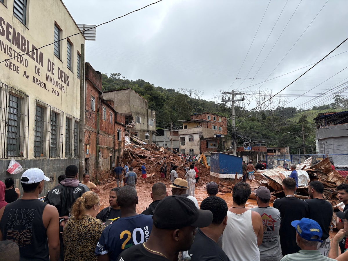 السلطات البرازيلية :وفاة 30 شخصا وفقد العشرات جراء أمطار غزيرة في البلاد