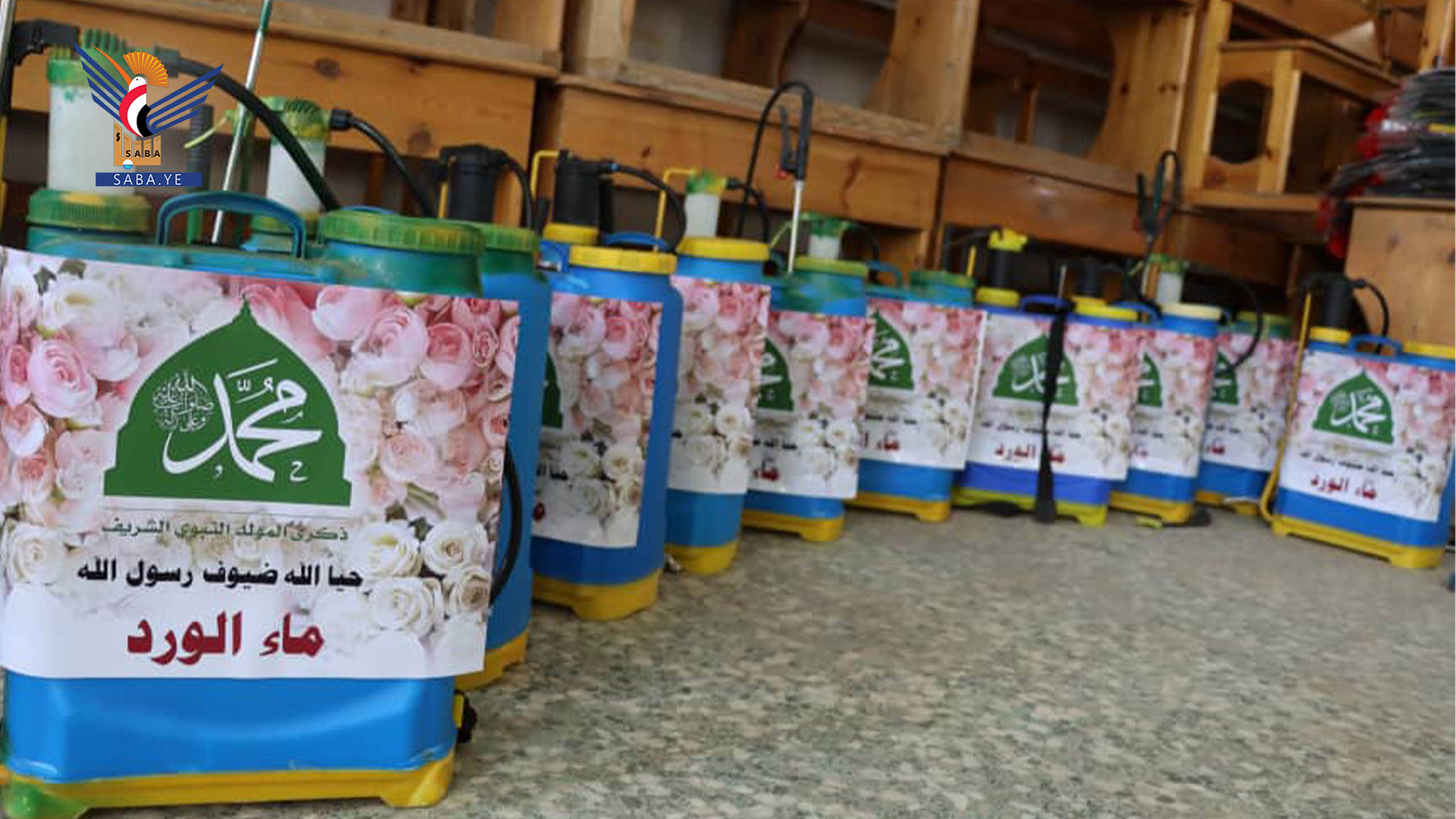 تواصل التجهيزات بالساحة النسائية بالعاصمة صنعاء لإحياء ذكرى المولد النبوي