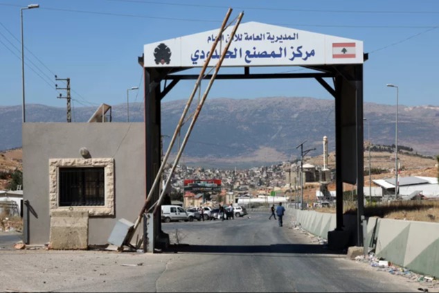 استنفار في معبر المصنع الحدودي بعد تهديد العدو باستهدافه