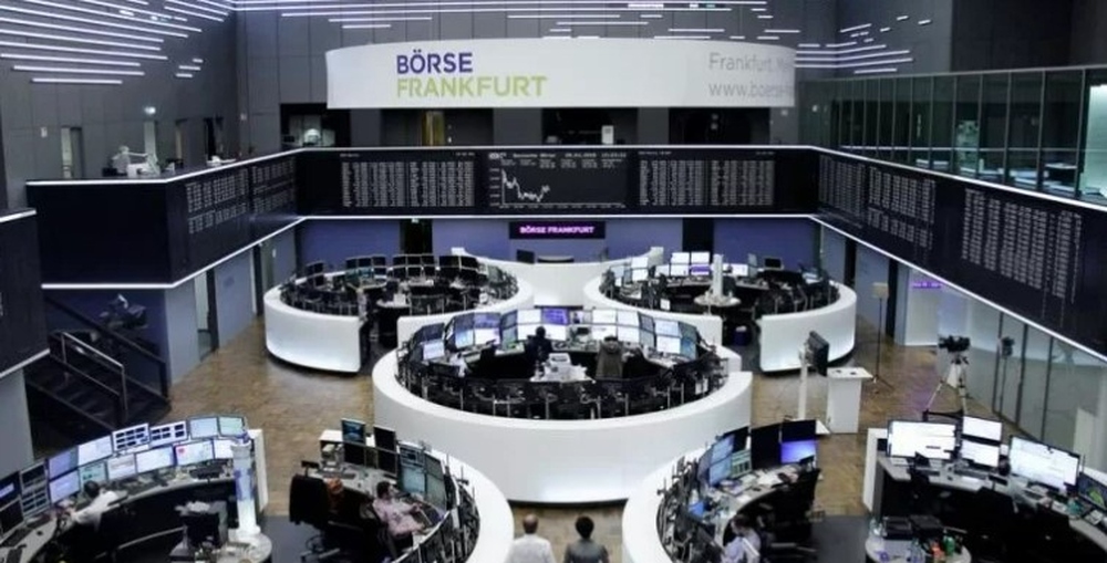 تراجع الأسهم الأوروبية في ختام تعاملات اليوم بعد مكاسب الأسبوع الماضي