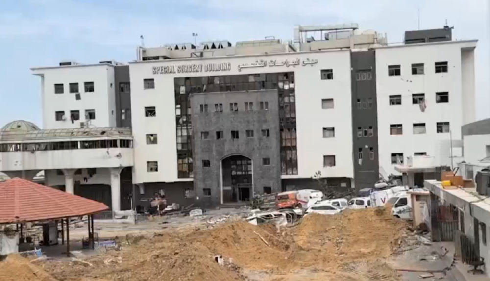 الصحة بغزة تحذر: مجمع الشفاء قد يتوقف عن العمل قريبًا بسبب نفاذ الوقود