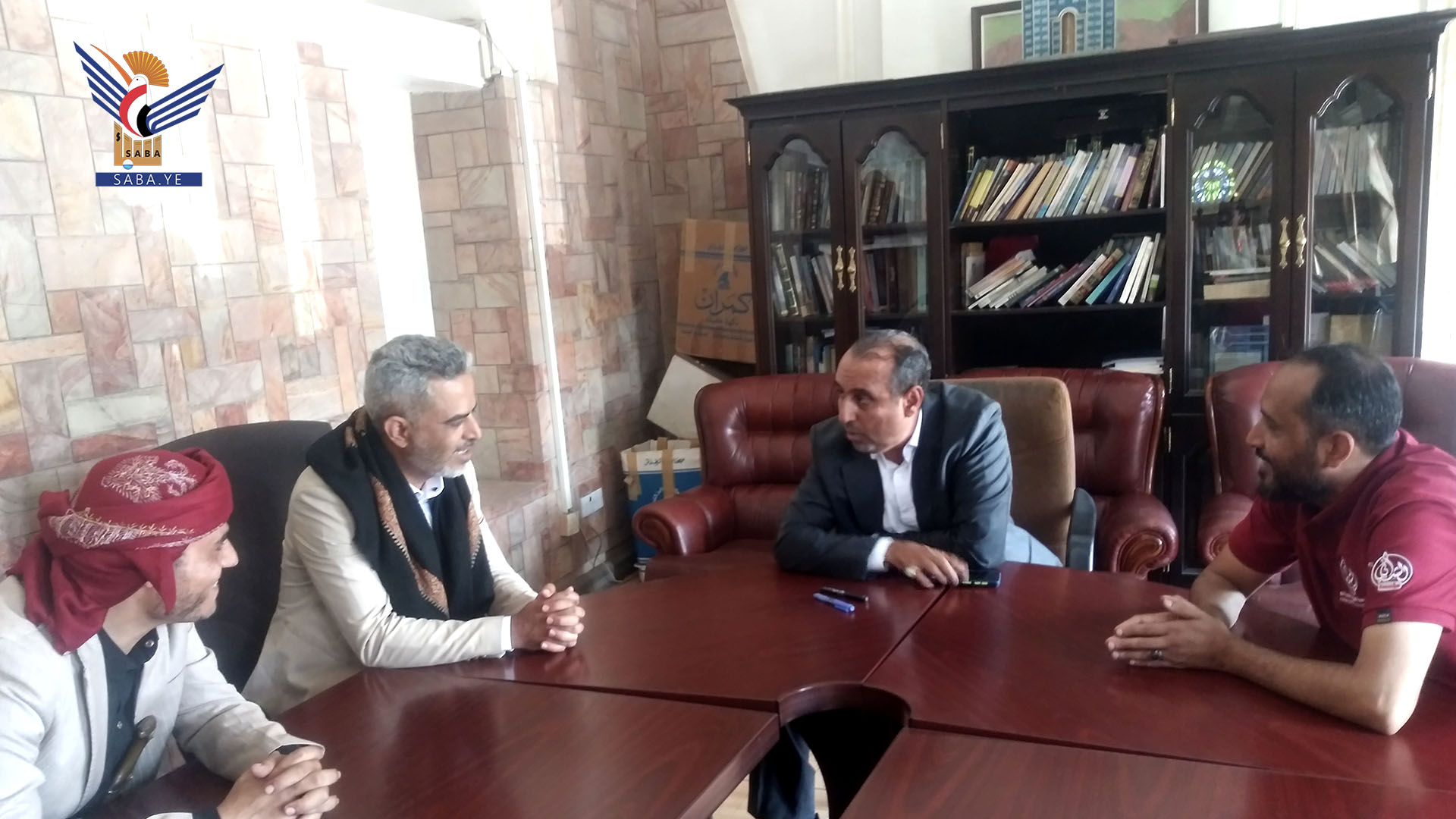 وزير الثقافة والسياحة يؤكد أهمية الفنون الشعبية في التعبير عن قضايا الأمة