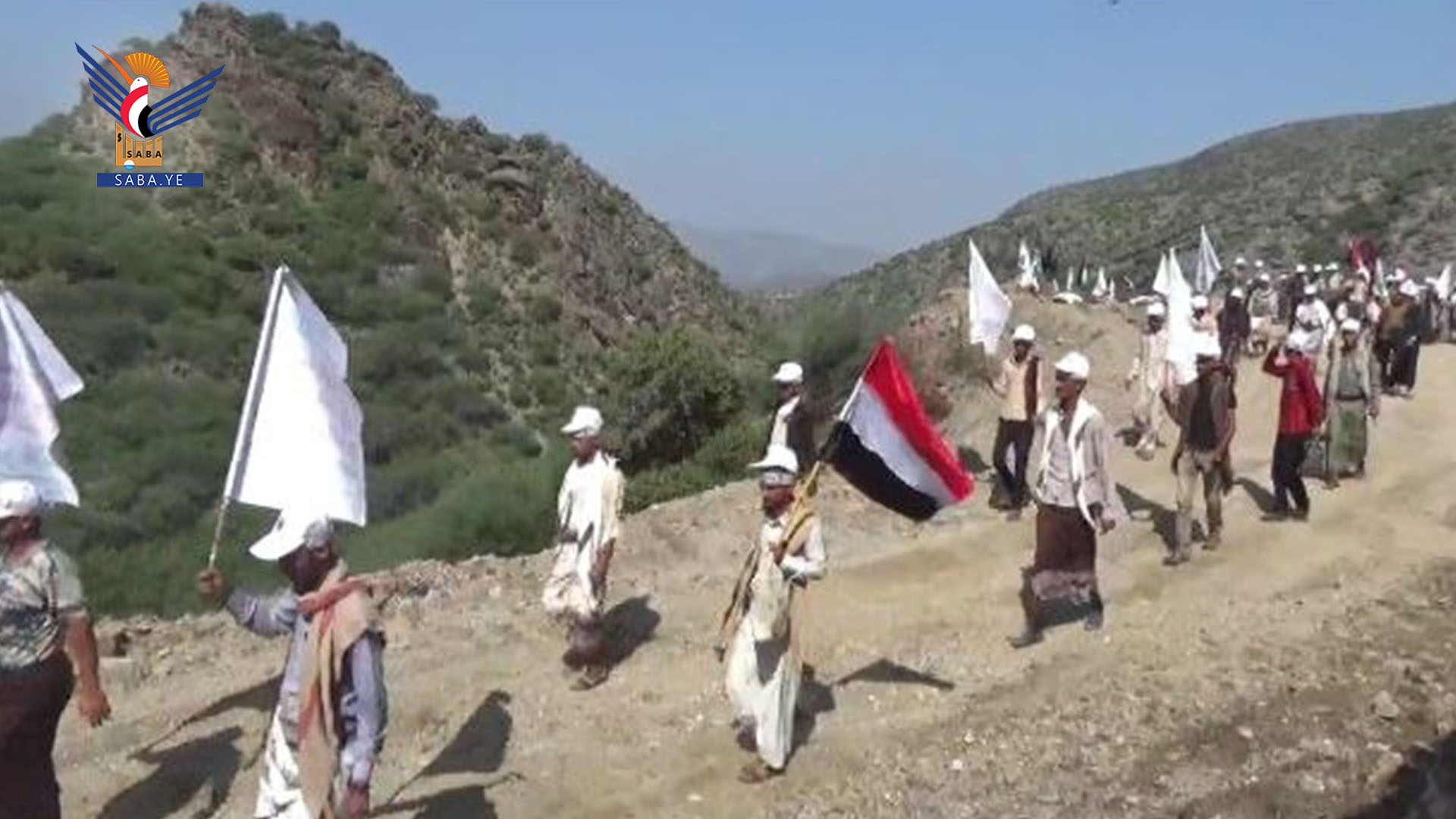 مسير ومناورة لخريجي "طوفان الأقصى" في عزلة الزراري بشرعب الرونة بتعز 