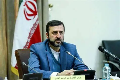 آبادي: إعداد ملف قانوني لملاحقة أمريكا دولياً في جريمة الهجوم على مدرسة "شجرة طيبة" 