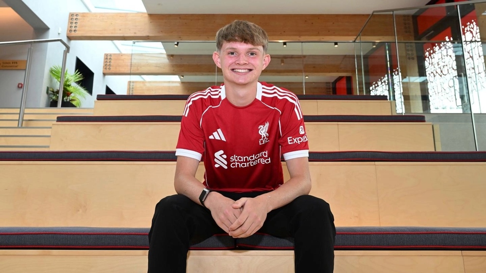 ليفربول يتعاقد مع المهاجم الشاب ويل رايت قادمًا من سالفورد سيتي