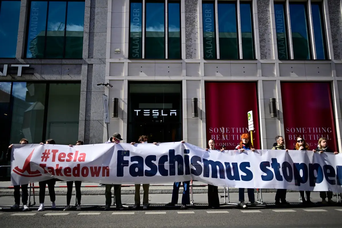 تظاهرات في مدن أوروبية ضد ترامب 