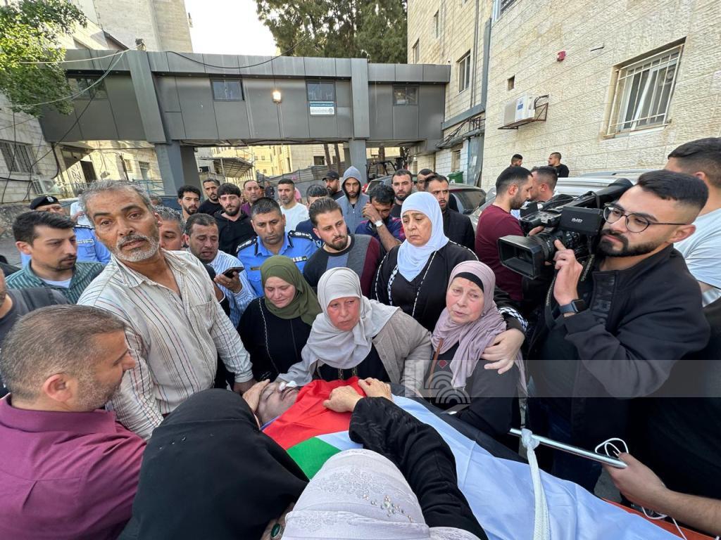 جماهير فلسطينية تشيع جثمان الشهيد وائل غفري شمال رام الله