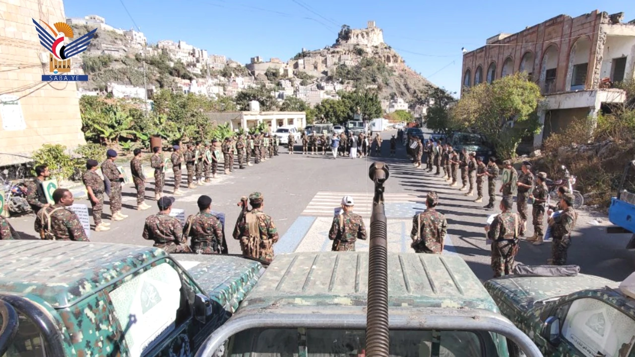 وقفة لقوات الأمن المركزي بحجة تنديداً بجريمة الإساءة الأمريكية للقرآن الكريم