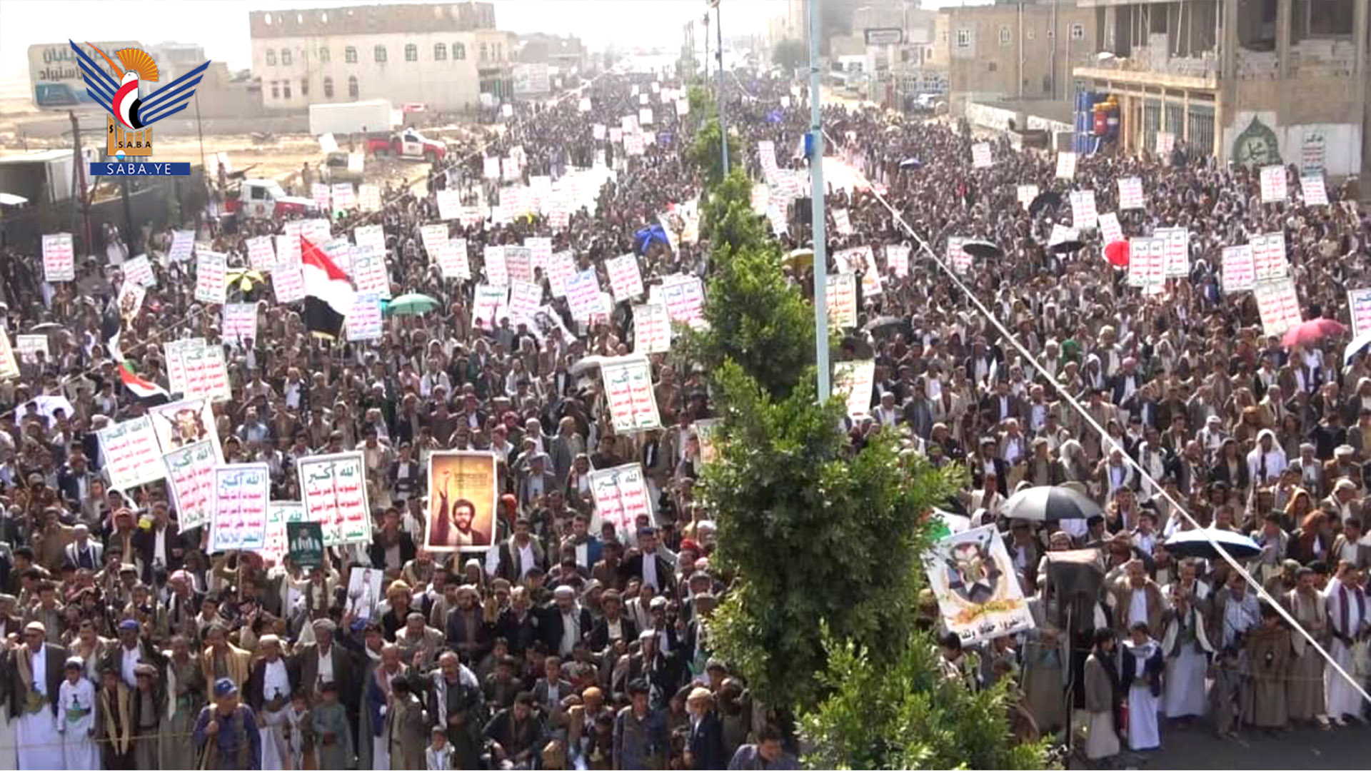 عمران.. 85 مسيرة حاشدة تبارك انتصار إيران وتؤكد الثبات مع غزة