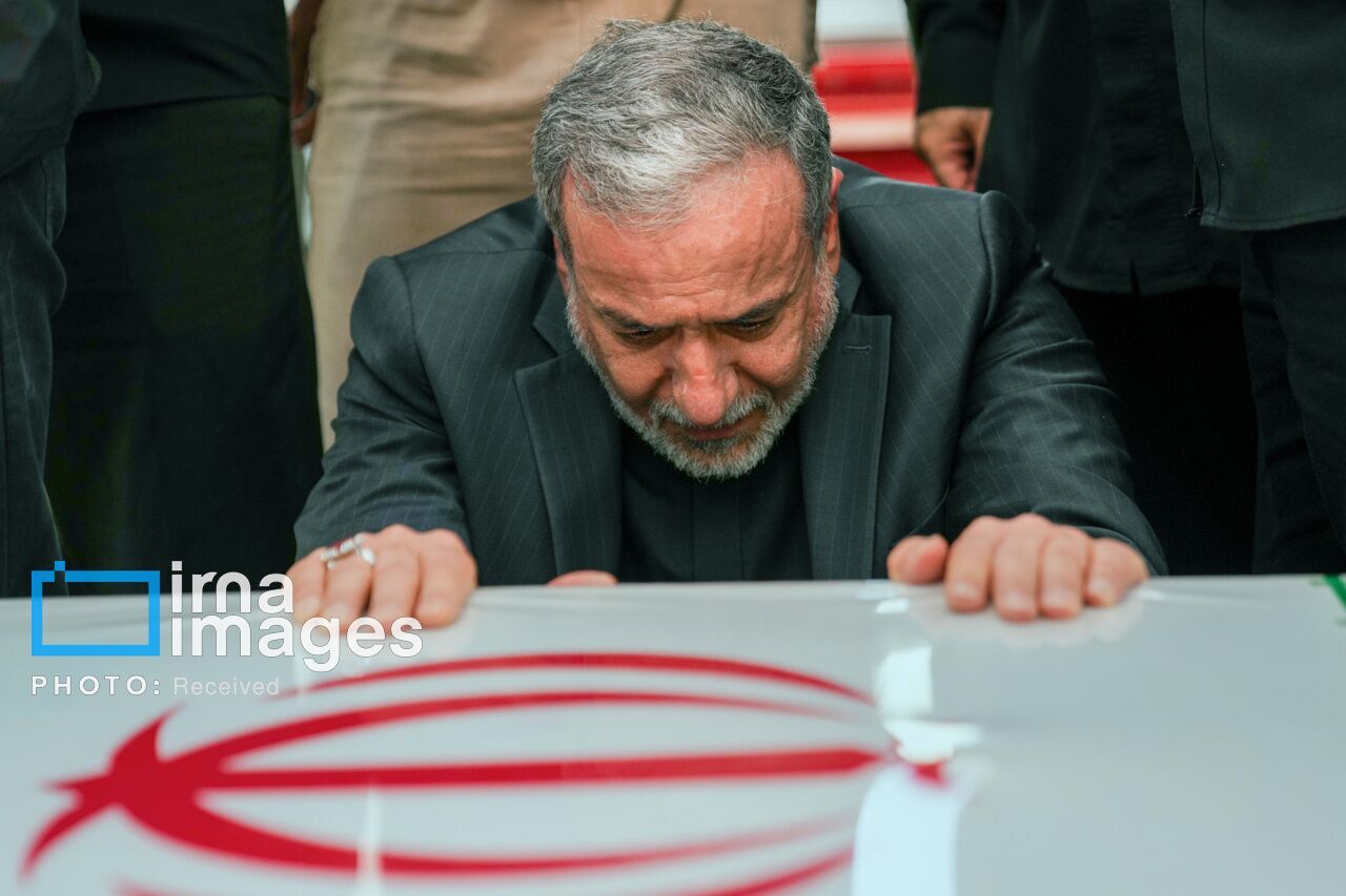 عراقجي: الشعب الإيراني المقاوم سيصمد حتى آخر قطرة دم