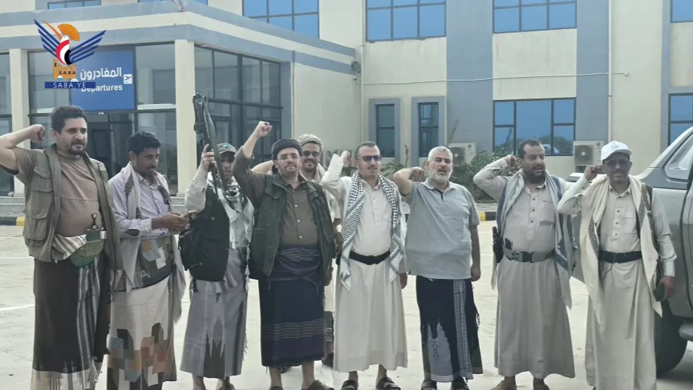 مهدي والمساوى يتفقدان جمارك ميناء ومطار المخاء 
