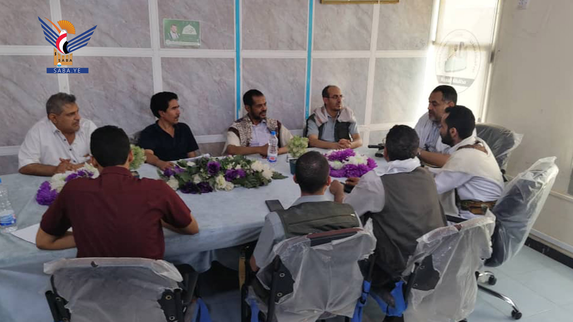 رئيس هيئة الأراضي يتفقد سير العمل بفرع الهيئة في الحديدة