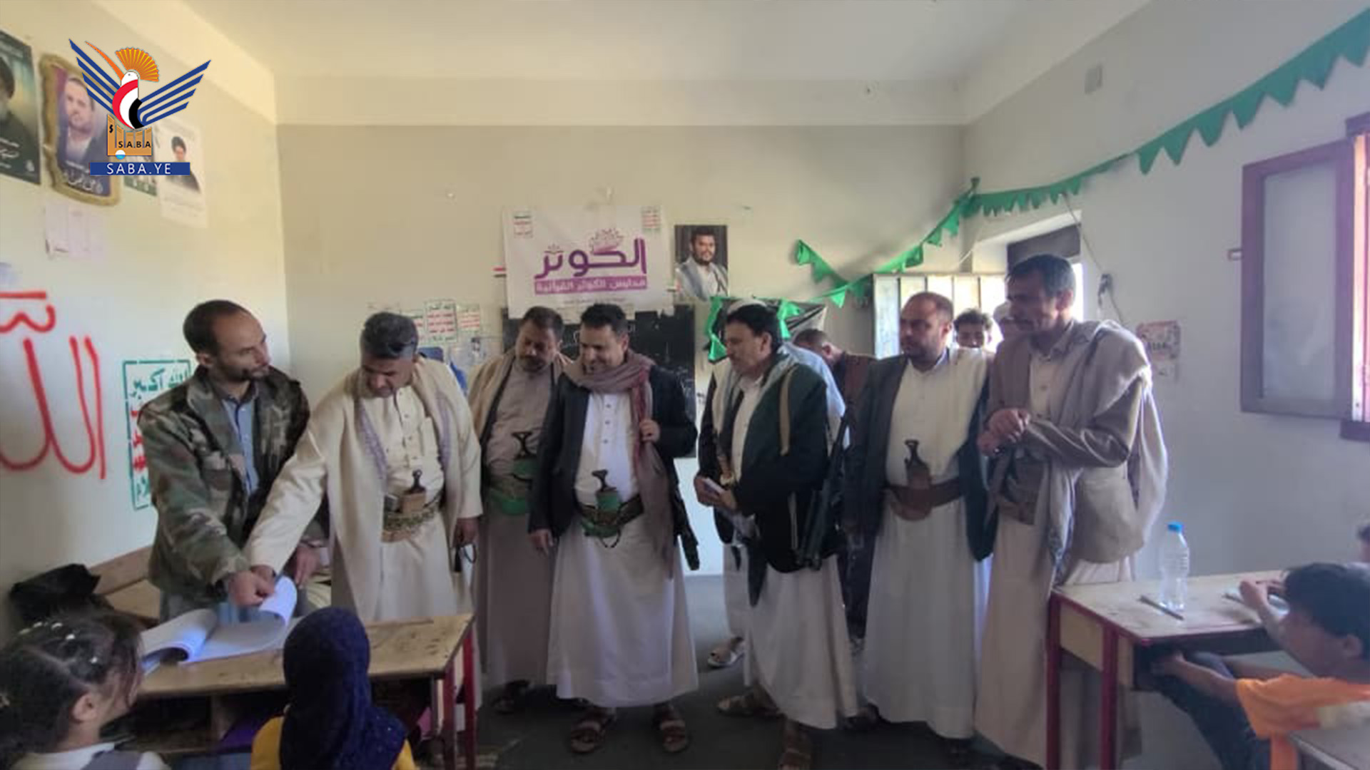 وكيلا محافظة المحويت يتفقدان الأنشطة والدورات الصيفية بمديرية المحويت