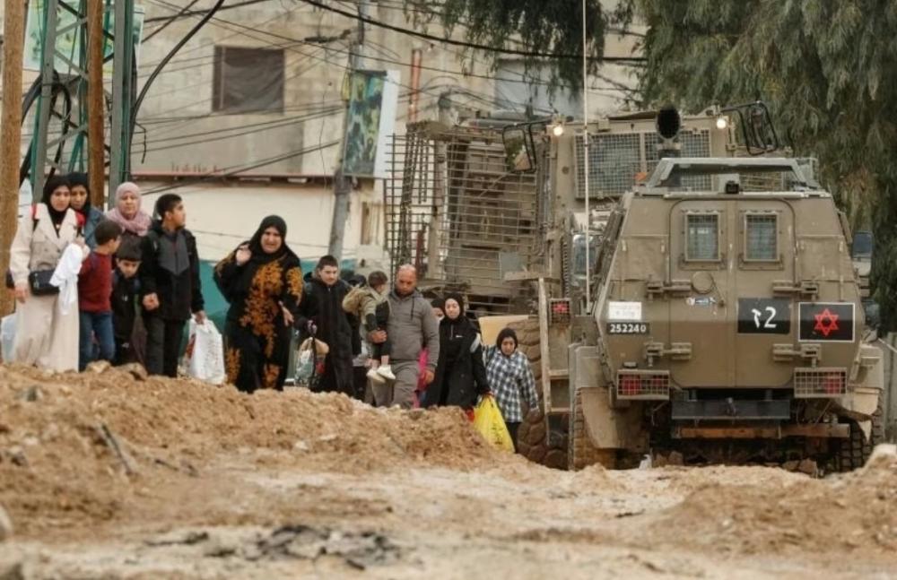 خبيران: قرارات العدو الإسرائيلي تُشرعن سحب الصلاحيات الفلسطينية وتفتح الباب لتوسّع استيطاني واسع بالضفة