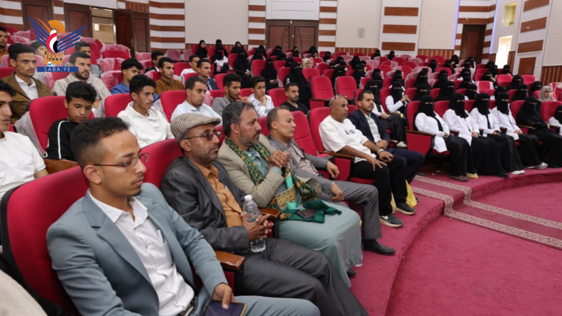  كلية طب الأسنان بجامعة إب تحيي ذكرى المولد النبوي