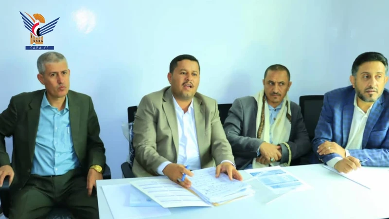 مناقشة سير العمل في فرع هيئة المواصفات بأمانة العاصمة