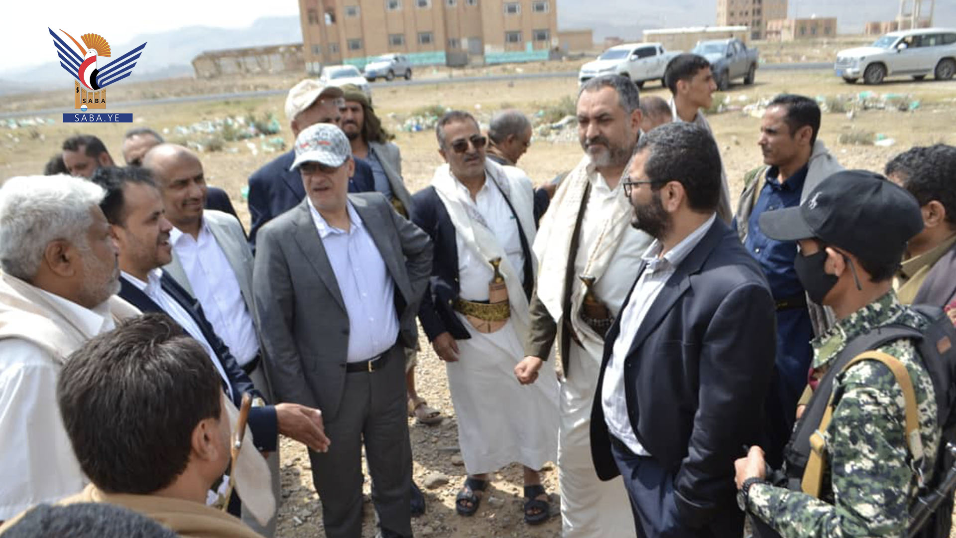 الاطلاع على الموقع المخصص لإنشاء مشروع المدينة الطبية النموذجية بسنحان الاطلاع على الموقع المخصص لإنشاء مشروع المدينة الطبية النموذجية بسنحان