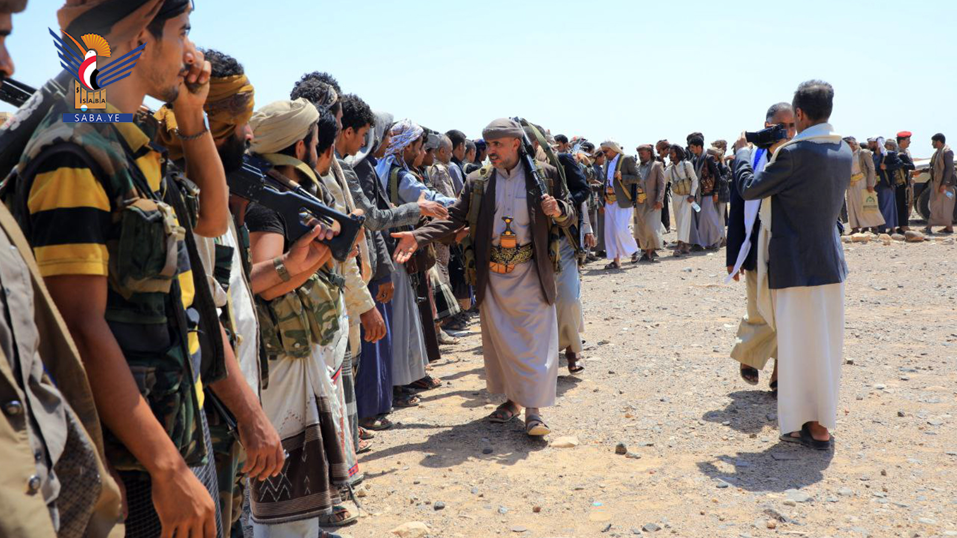 وفد من قبيلة نهم بمحافظة صنعاء يزور المرابطين في جبهة مأرب  