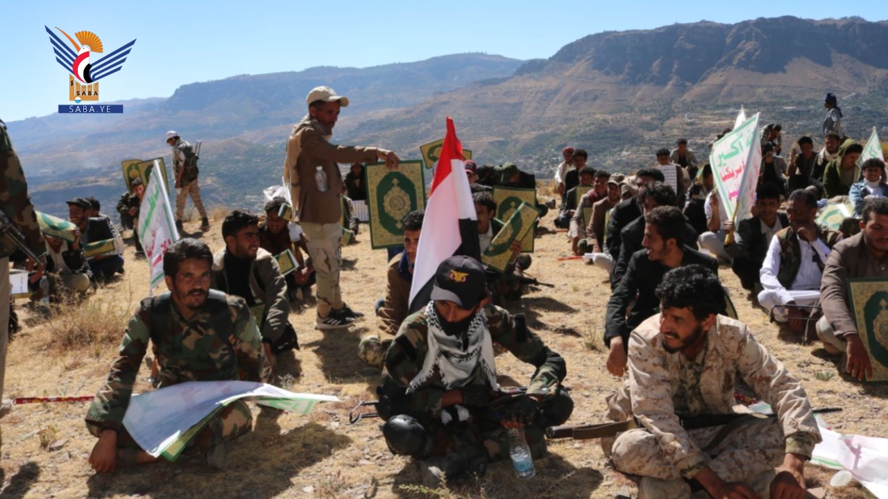 مسير وتطبيقي قتالي لخريجي دورات طوفان الأقصى بمديرية السدة في إب