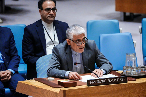 إيرواني :مزاعم سفير أميركا حول اليمن مسيسة ضد إيران و لا اساس لها من الصحة 