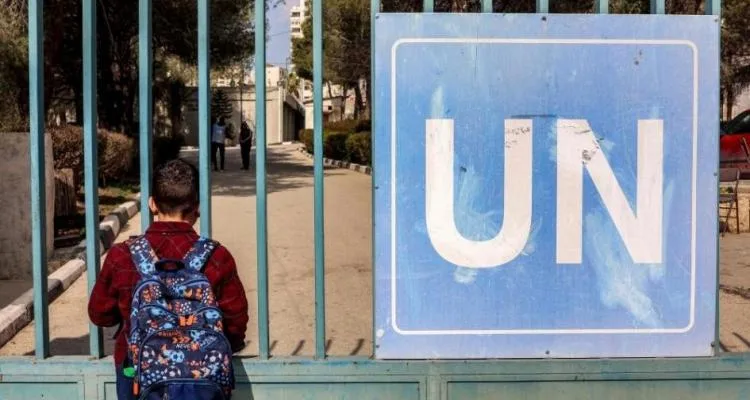 تجمع موظفي الأونروا بغزة يحذر من تسريح جماعي ويهدد بتحركات نقابية