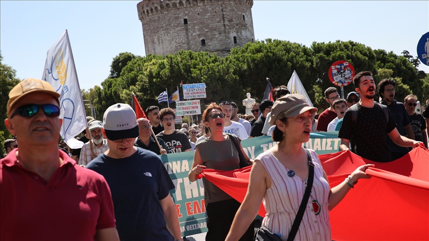 مظاهرة في اليونان تضامنا مع غزة وتندداً بجريمة الإبادة الصهيونية